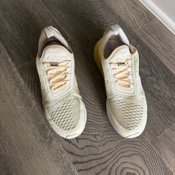 Nike Air Max 270 - Picture 7 of 11